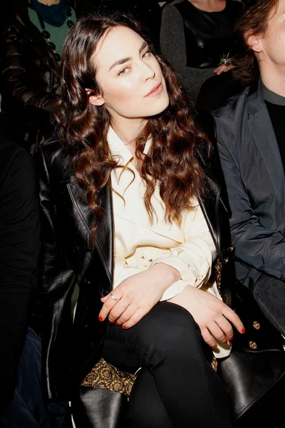 Look 3